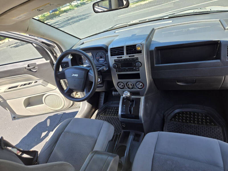 2007 Jeep Compass Sport
