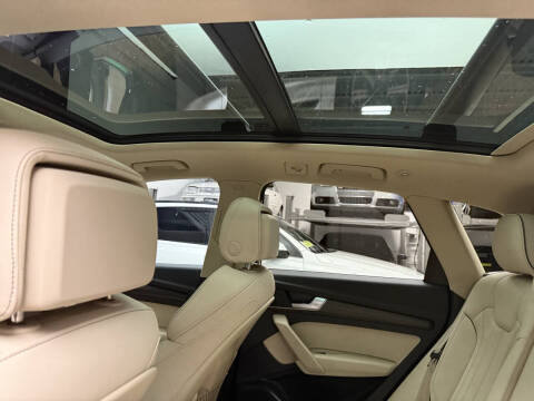 2024 Audi Q5 e quattro S line Premium 55 TFSI