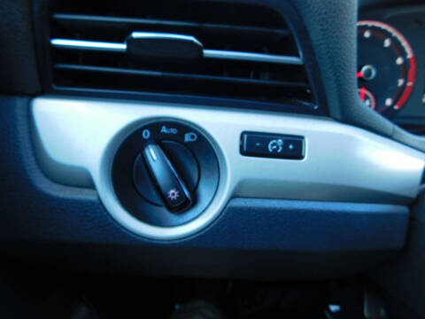 2020 Volkswagen Passat SE