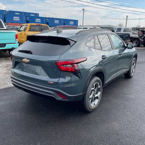 2025 Chevrolet Trax LT