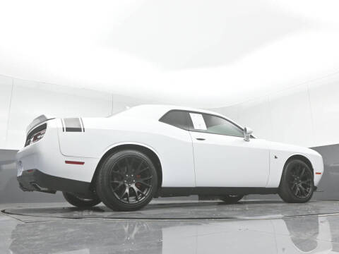 2017 Dodge Challenger R/T Plus