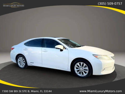 2013 Lexus ES 300h