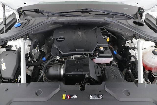 2022 Genesis GV70 2.5T Standard