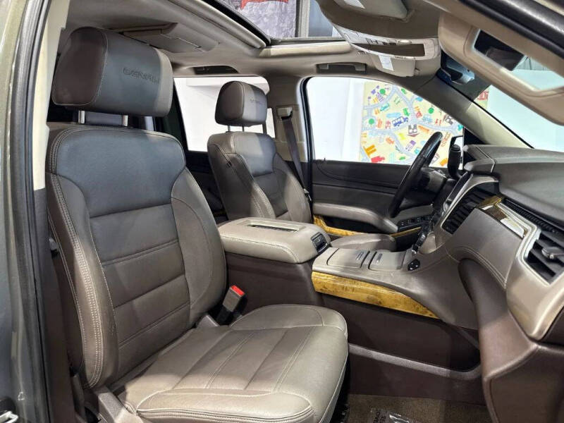 2017 GMC Yukon XL Denali