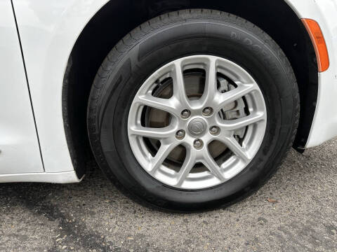 2020 Chrysler Pacifica Touring L