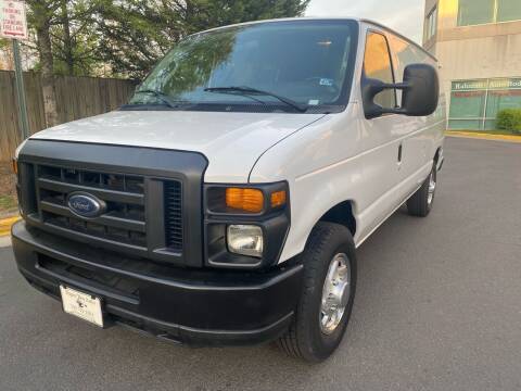 2011 Ford E-Series Cargo for sale at Super Bee Auto in Chantilly VA
