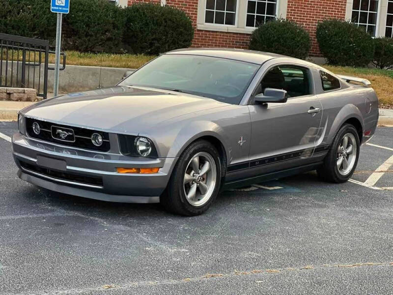 2006 Ford Mustang V6 Deluxe