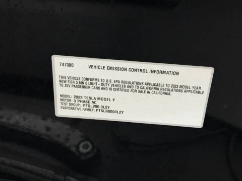 2023 Tesla Model Y Performance
