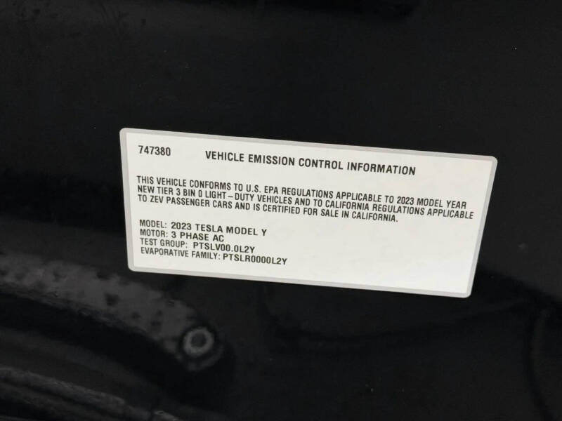2023 Tesla Model Y Performance