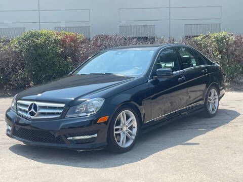 2013 Mercedes-Benz C-Class for sale at Auto Starlight in Dallas TX