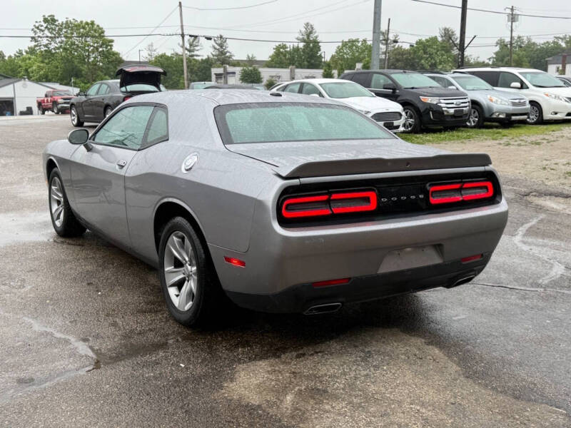 2018 Dodge Challenger SXT
