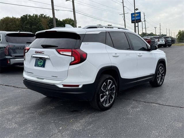 2022 GMC Terrain SLT