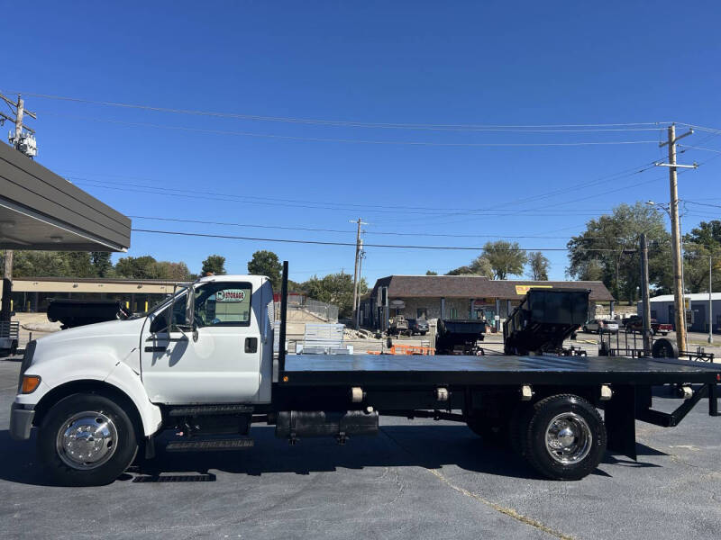 2004 Ford F-650 Super Duty