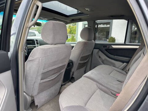 2004 Toyota 4Runner SR5