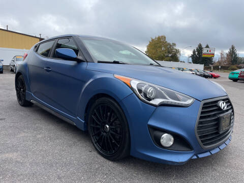 2016 Hyundai Veloster for sale at BELOW BOOK AUTO SALES in Idaho Falls ID