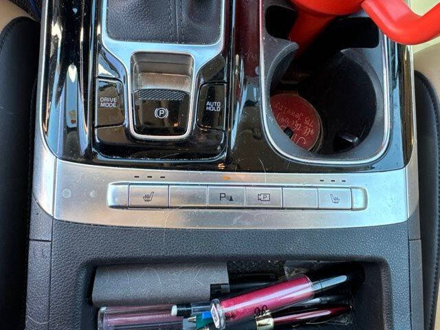 2022 Kia Carnival EX