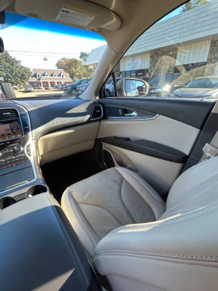 2019 Lincoln Nautilus for sale at Hope City Auto Sales in Senatobia, MS