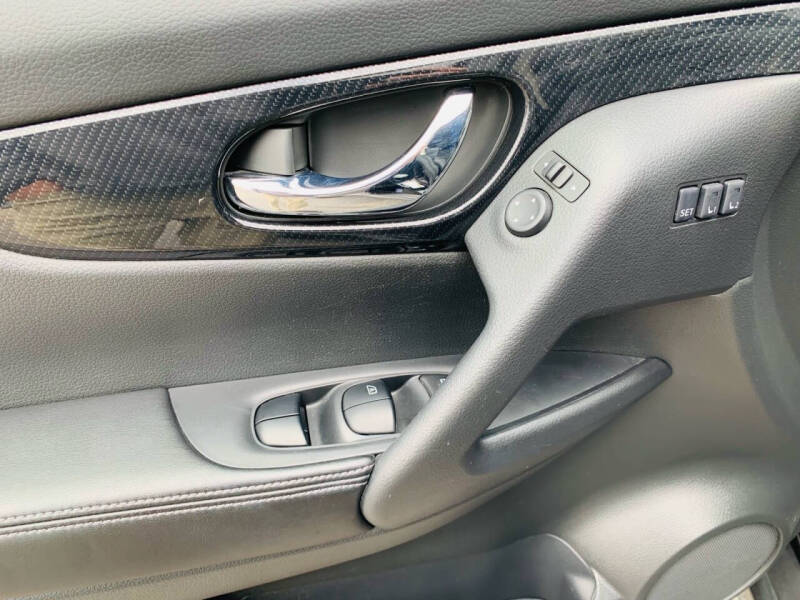 2018 Nissan Rogue SL