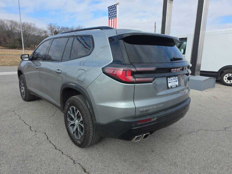 2024 GMC Acadia AT4