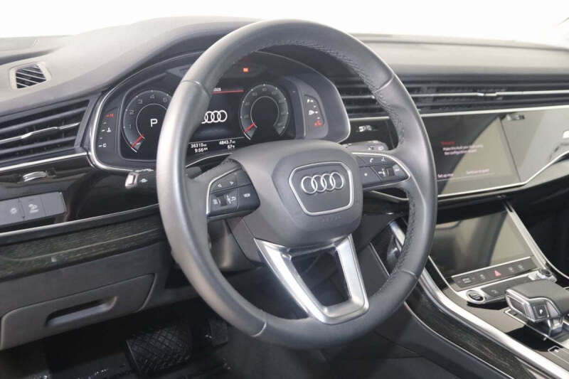 2022 Audi Q7 quattro Premium Plus 55 TFSI