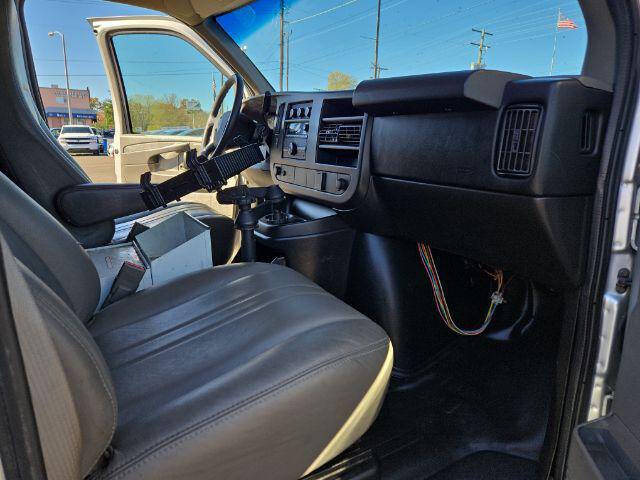 2015 GMC Savana 2500