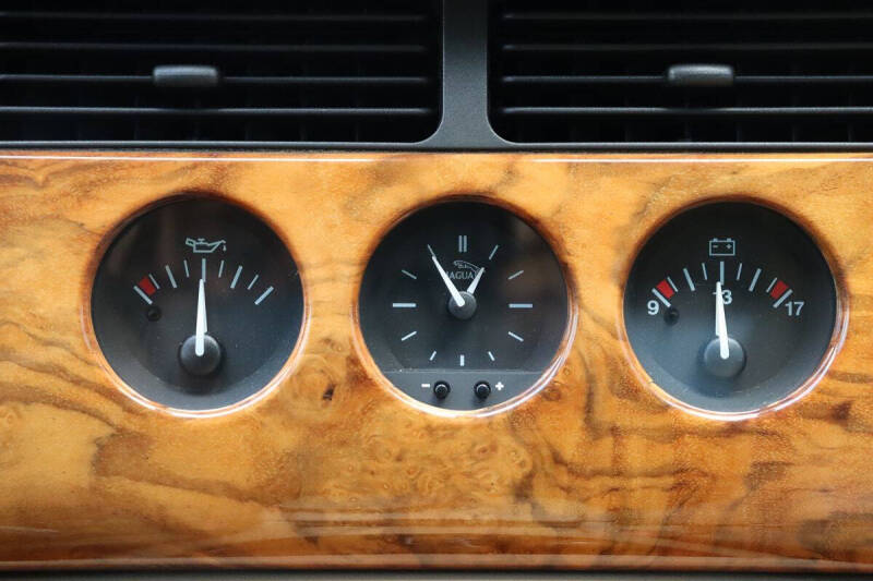 2002 Jaguar XK-Series XK8