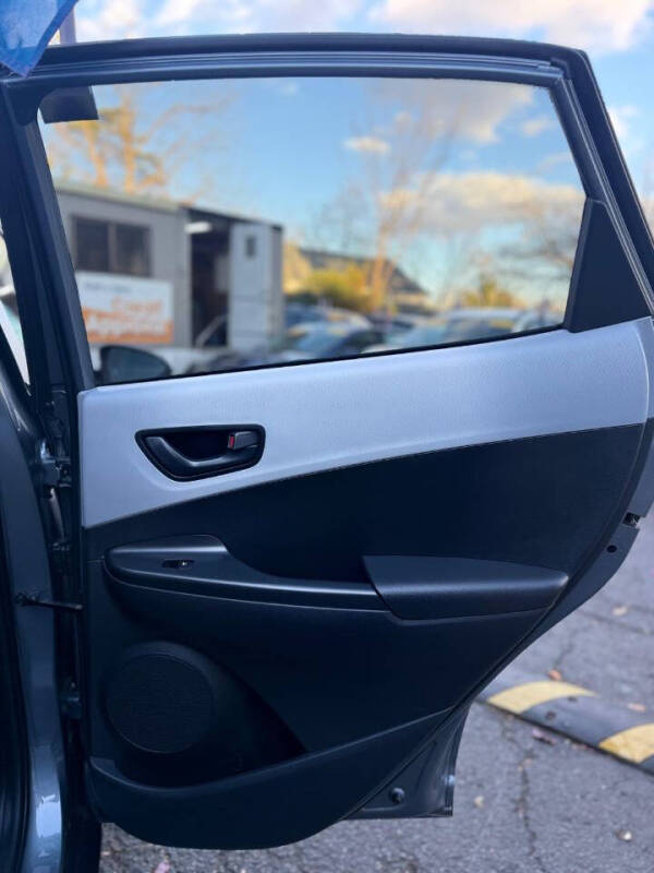 2021 Hyundai Kona SEL Plus