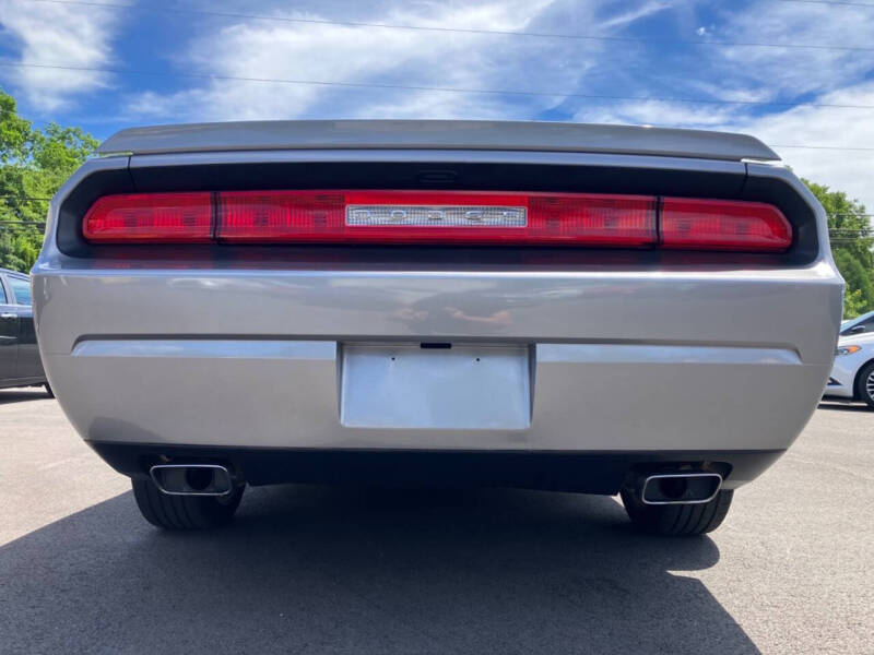 2013 Dodge Challenger SXT