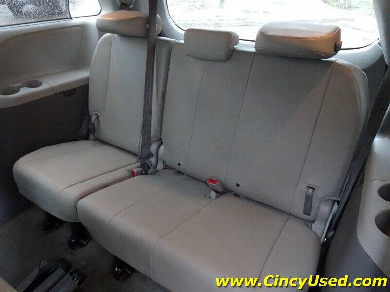 2014 Toyota Sienna XLE 8-Passenger
