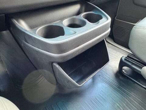 2022 Chevrolet Express 2500