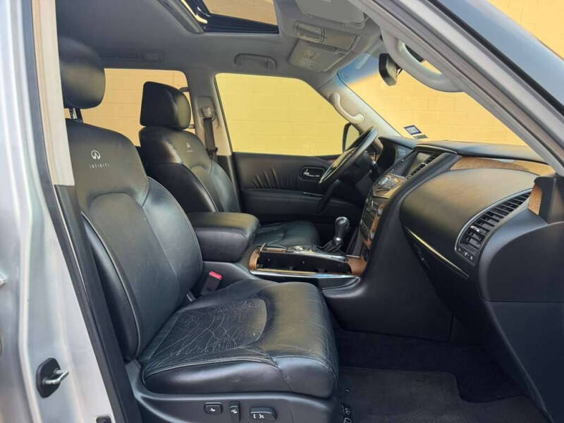 2012 Infiniti QX56