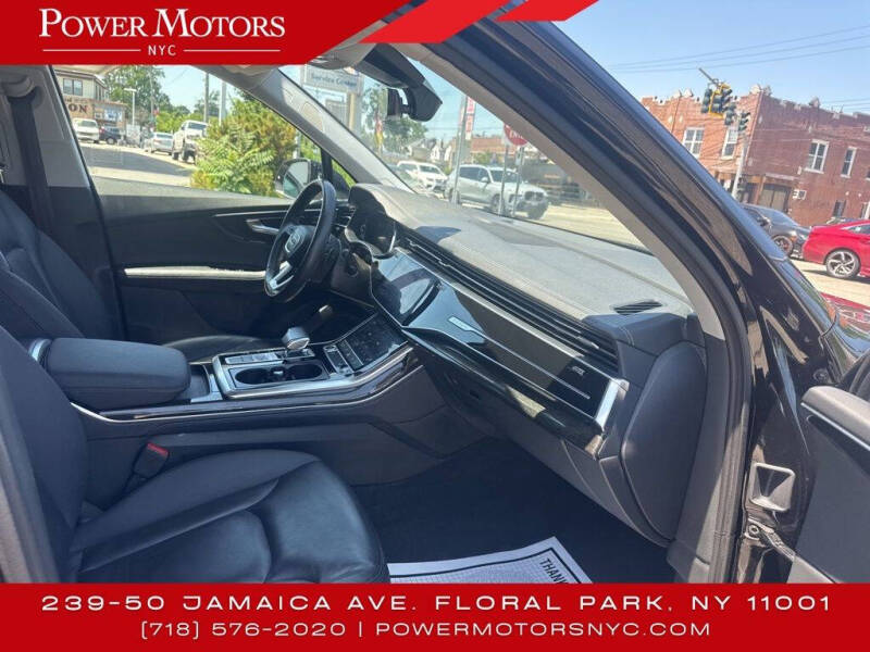 2023 Audi Q7 quattro Premium Plus 55 TFSI