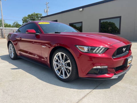 2015 Ford Mustang for sale at Tigerland Motors in Sedalia MO