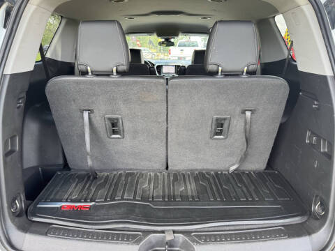 2021 GMC Acadia SLT
