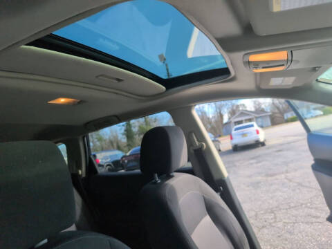 2013 Nissan Rogue SV w/SL Package