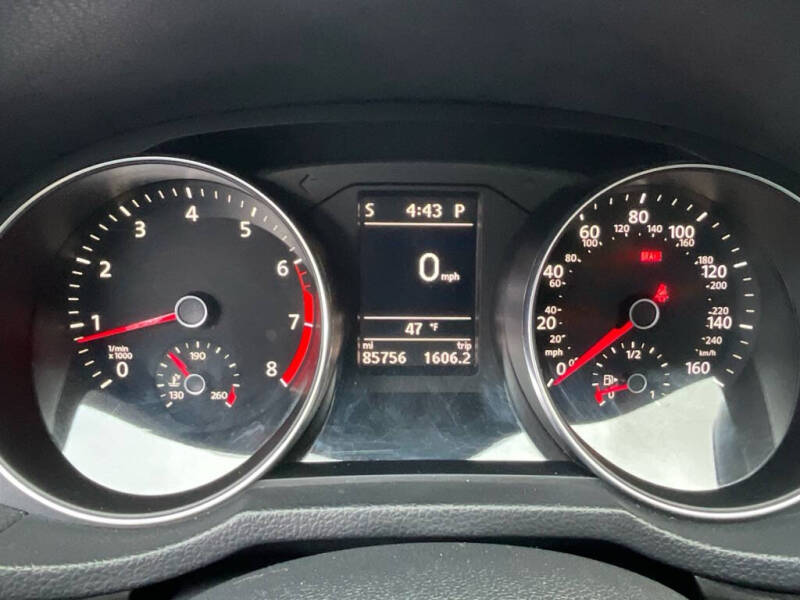 2016 Volkswagen Passat