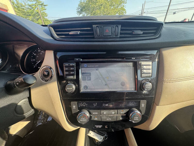 2017 Nissan Rogue SL