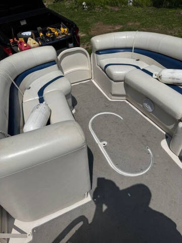 2006 Starcraft Marine DB 19 D