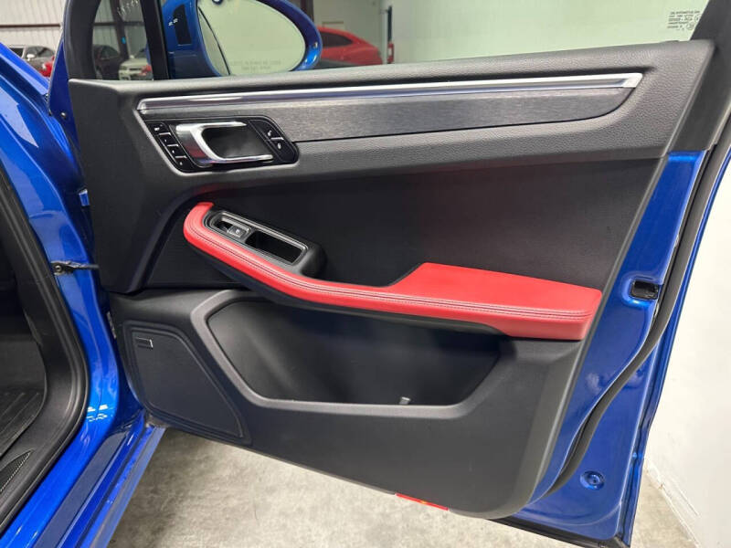 2018 Porsche Macan GTS