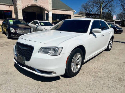 2015 Chrysler 300 for sale at Globe Auto Sales in Dallas TX