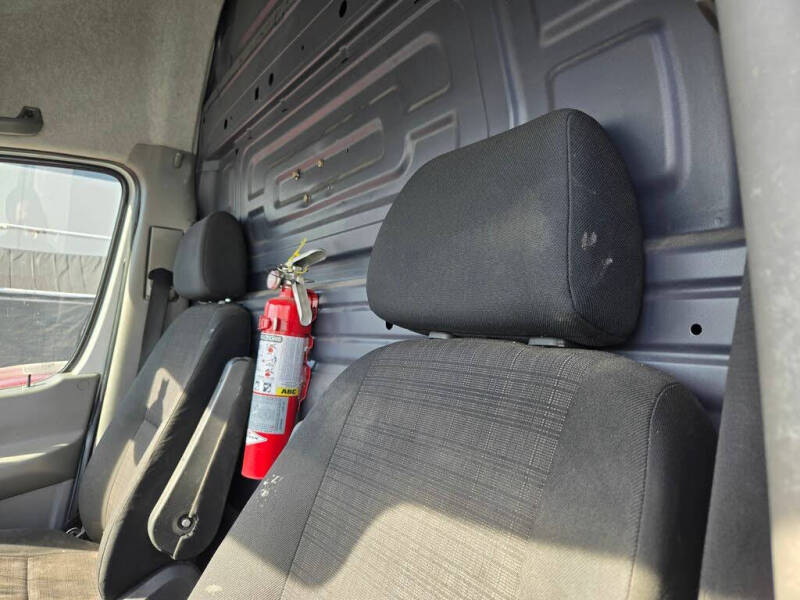 2014 Mercedes-Benz Sprinter 2500