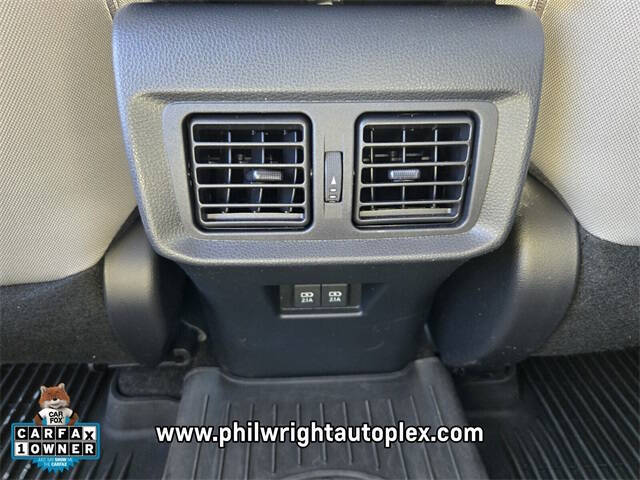 2022 Toyota Venza LE