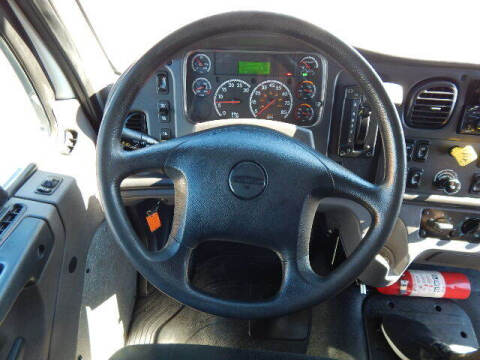 2017 Freightliner M2 106