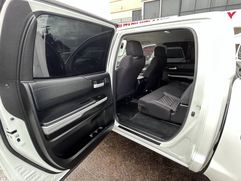 2020 Toyota Tundra SR5