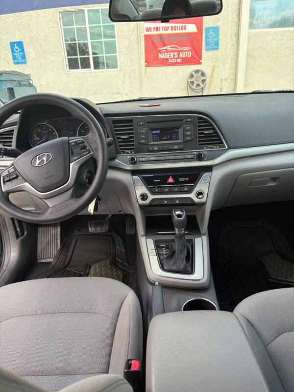 2017 Hyundai Elantra
