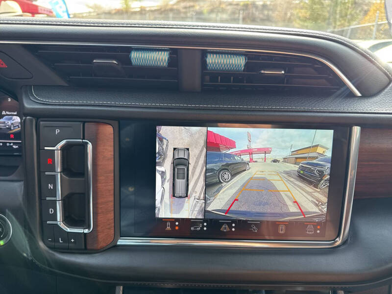 2023 GMC Yukon XL Denali Ultimate