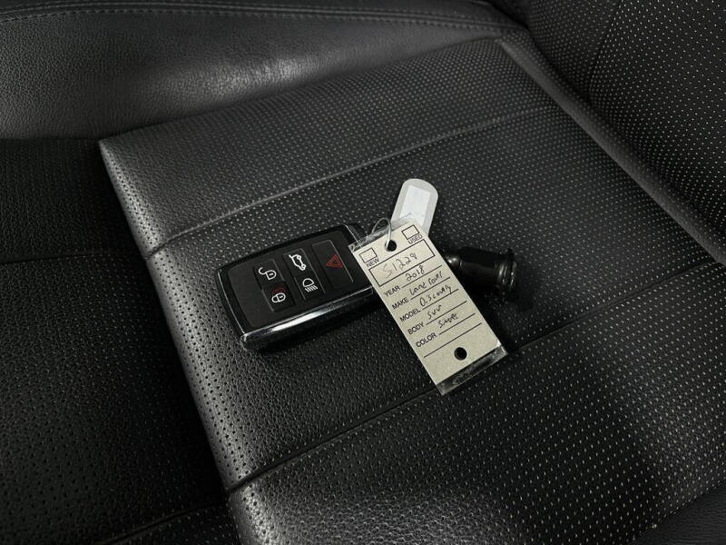 2018 Land Rover Discovery SE