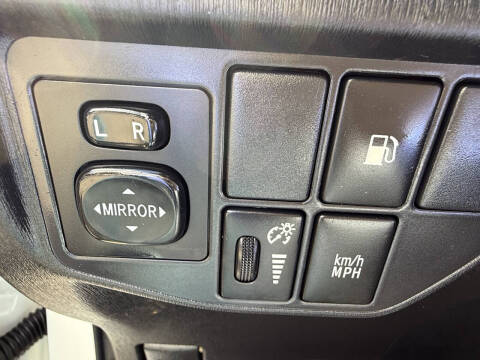 2012 Toyota Prius Plug-in Hybrid