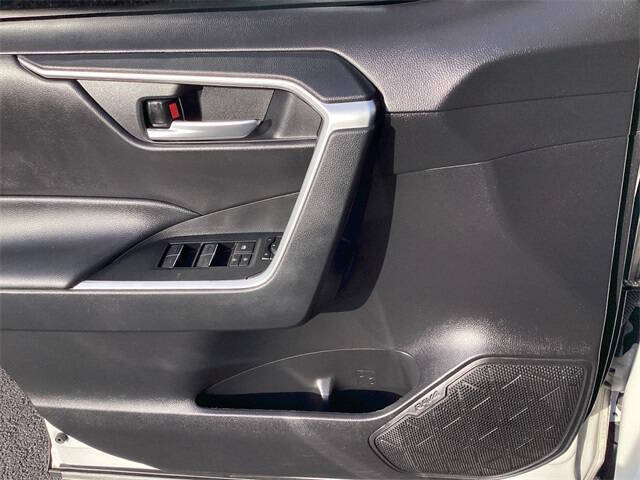 2023 Toyota RAV4 Hybrid Woodland Edition