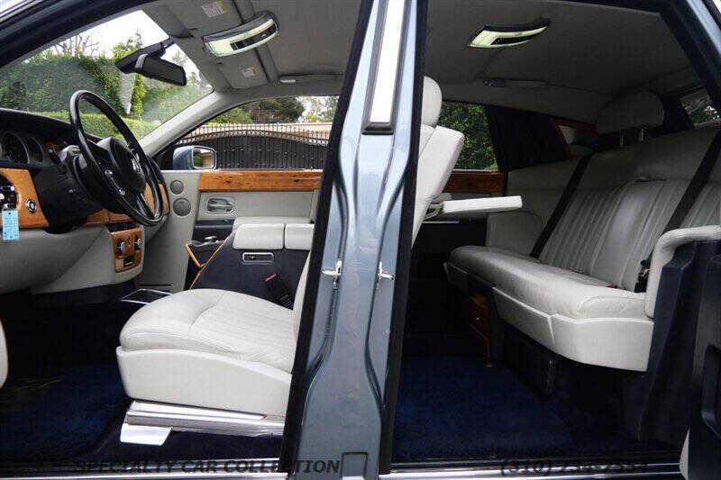 2004 Rolls-Royce Phantom